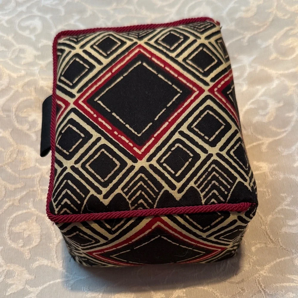 Handmade gift box vintage mixed pattern gift “puffer”‎ Geometric quilted padded